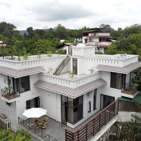 Villa Sierra Sky - Exquisite Elegant 4 Bedroom Villa Dehradun Exterior foto