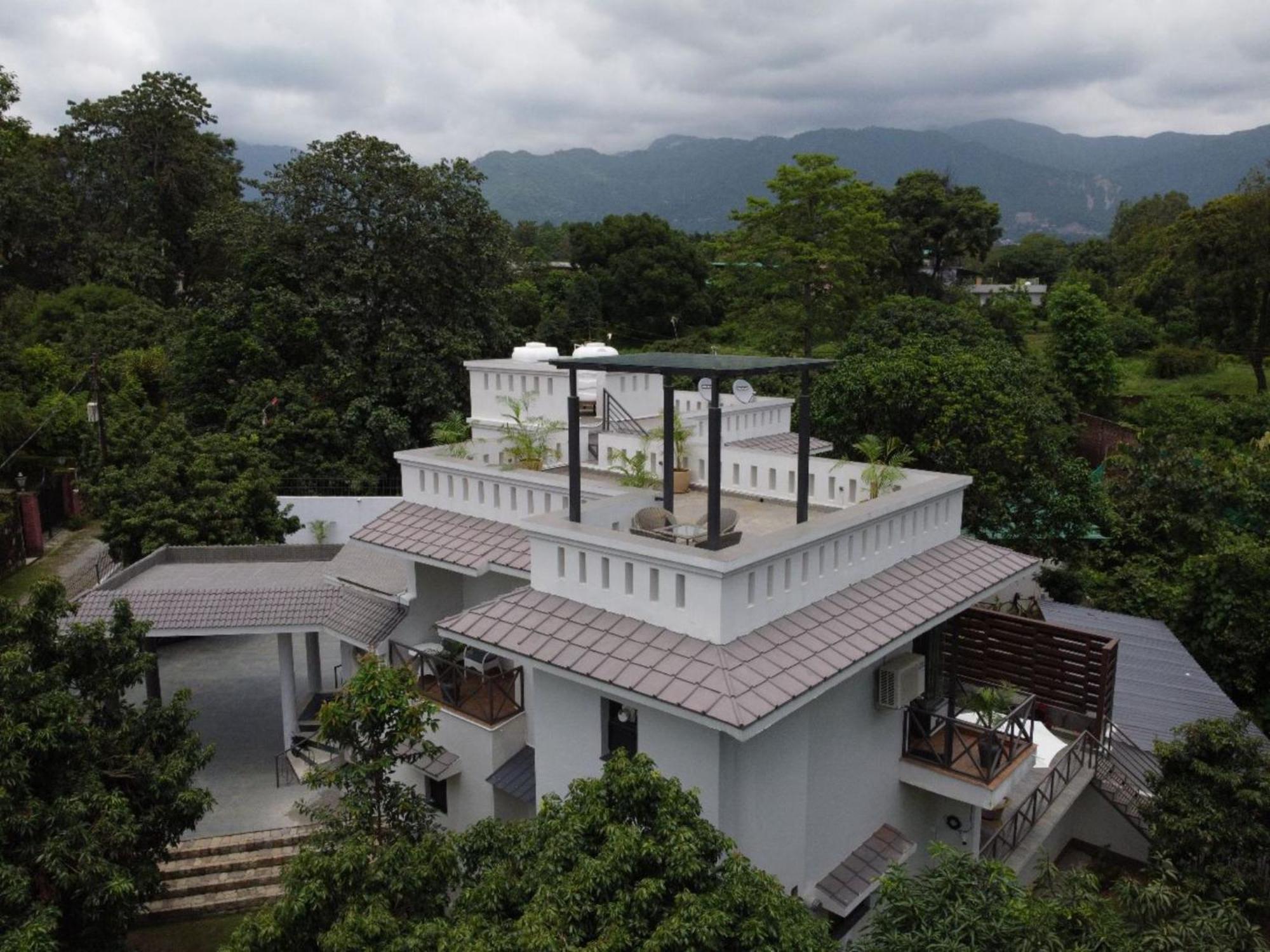 Villa Sierra Sky - Exquisite Elegant 4 Bedroom Villa Dehradun Exterior foto